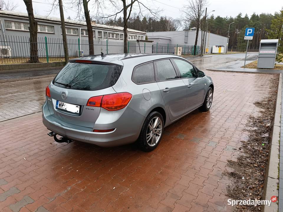 Sprzedam zadbanego Opla Astrę reflektory ksenonowe mazowieckie Halinów