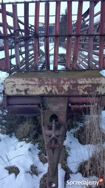 Przyczepa do bel przyczepa samozbierająca Borowie