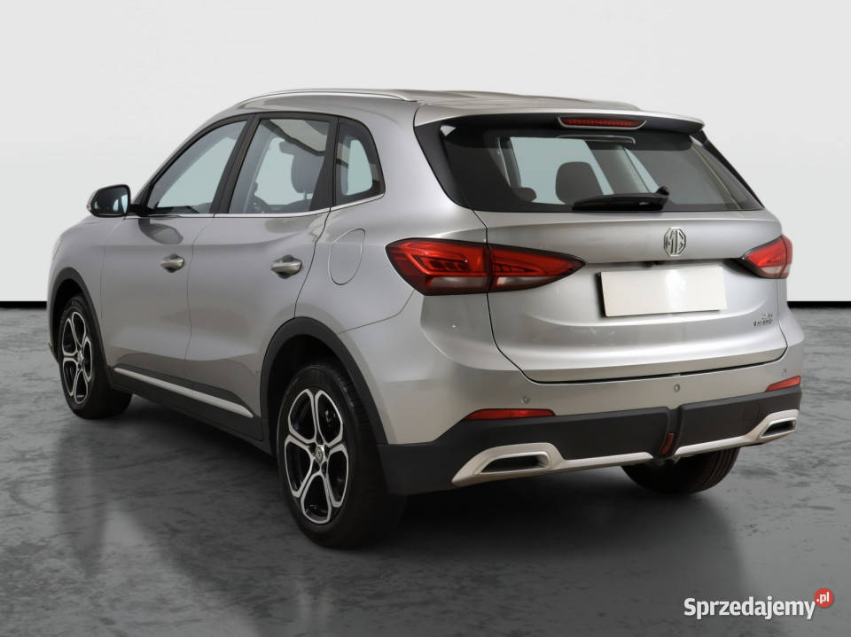 MG ZS SUV Hybrid komputer pokładowy