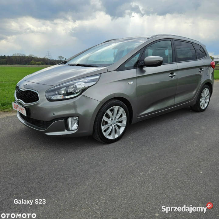 Kia Carens Używany Kia Carens 2015 35 700 PLN Mikołów