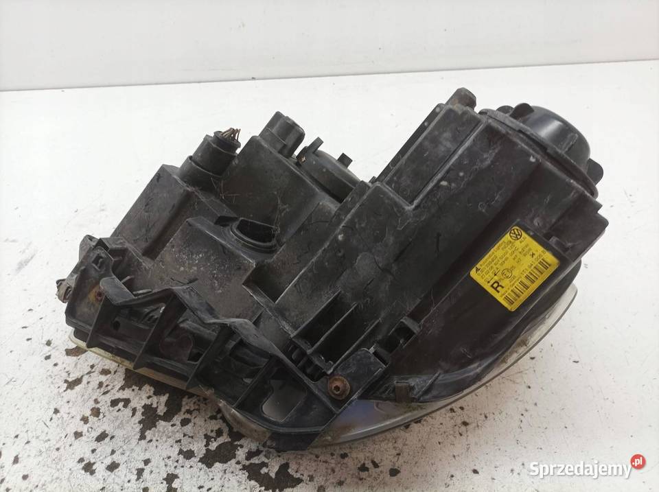 LAMPA PRZÓD PRAWA 1T1941006B 0301233202 VW świętokrzyskie