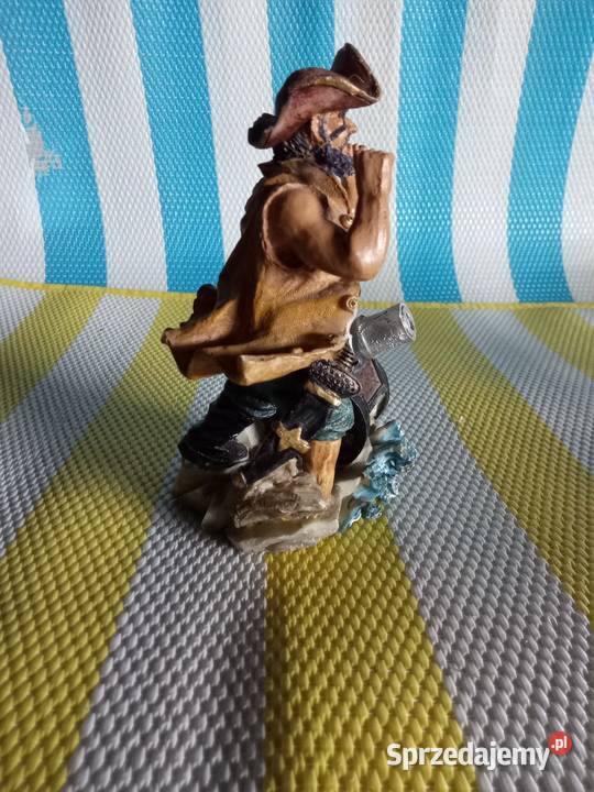 Figurkę sprzedam Borówno