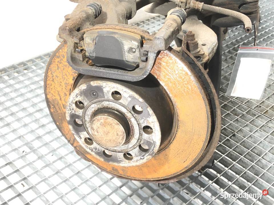 BELKA TYŁ VW GOLF VII Hatchback TYLNA sprzedam