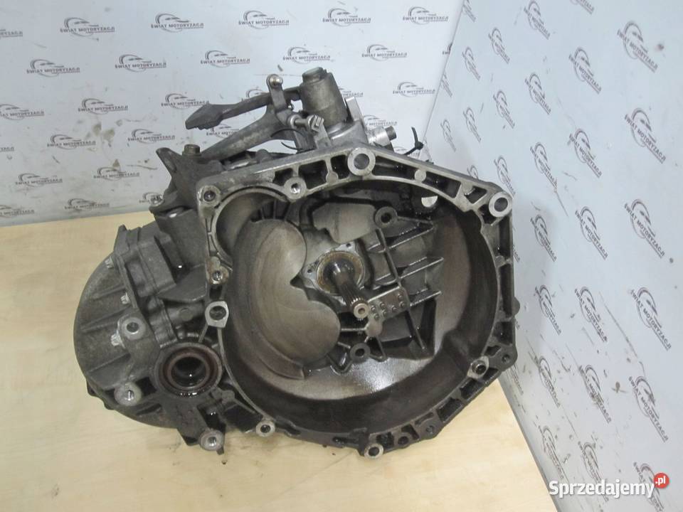 INSIGNIA ASTRA 20 CDTI A20DTE 130 163 10r Kielce