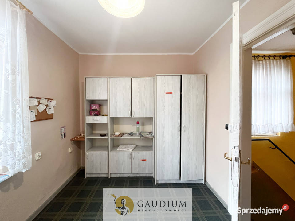 Lokal usługowomieszkalny I Pszczółki