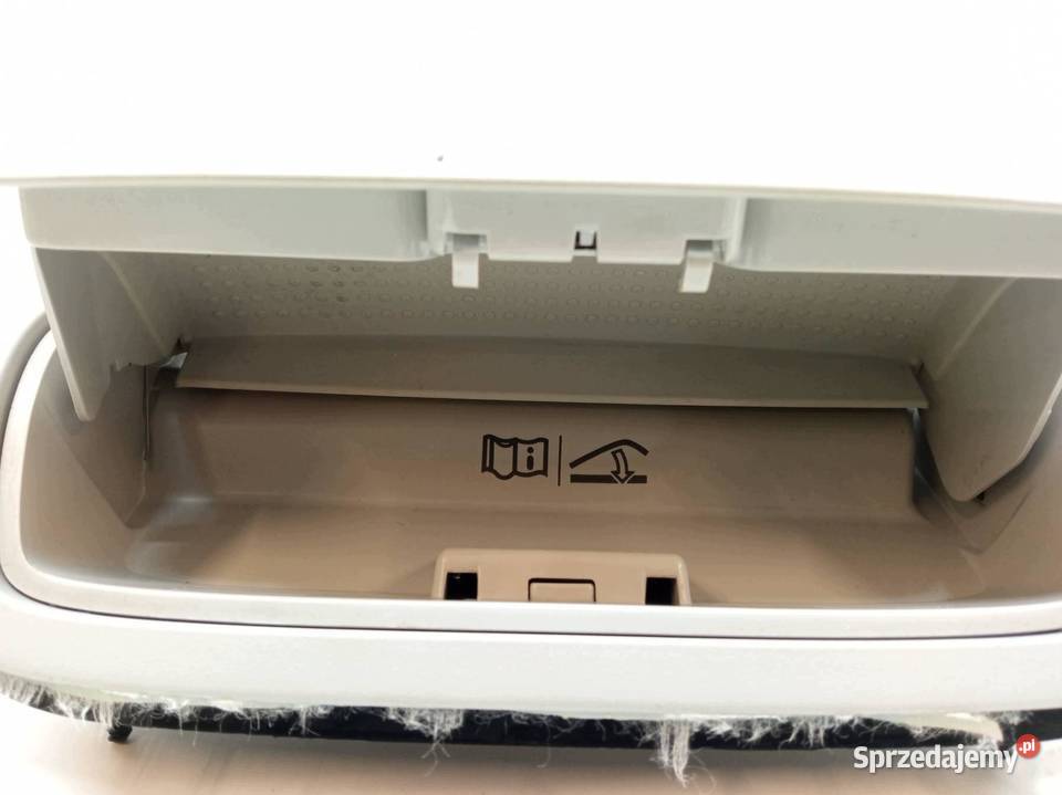 LAMPKA PODSUFITKI 3T0867599B Skoda Superb II Rok produkcji 2009