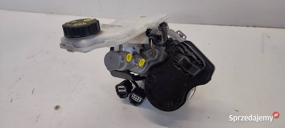 VOLVO XC40 SERWO POMPA HAMULCOWA 32334284