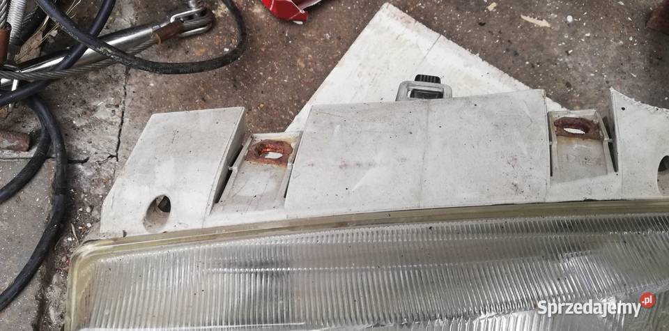 VW Polo lampa przednia lewa 942001 Kielce