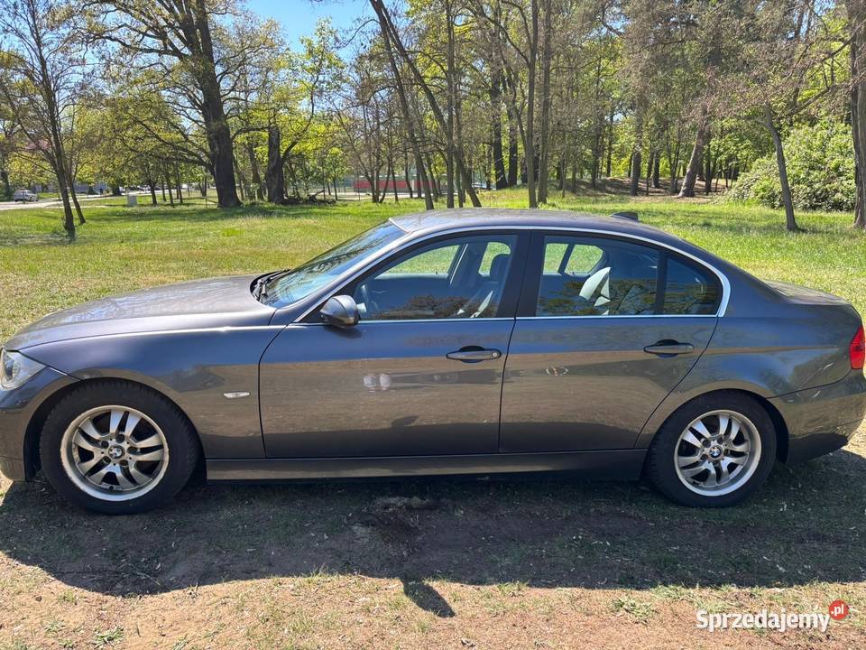 Uwaga Sprzedam BMW E90 325i Bogato wyposażoną Nowa Sól