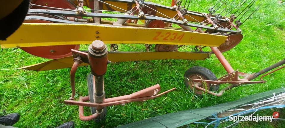 Sprzedam zgrabiarko przetrząsarkę Gać sprzedam