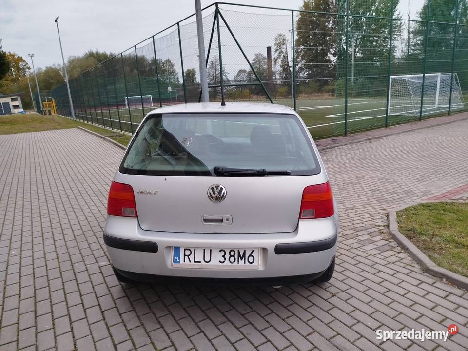 Volkswagen Golf 14 benzyna 280000km Narol
