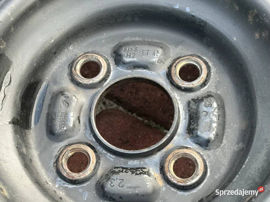 Sprzedam felgi stalowe 15 z kołpakami Toyota Nowa Sarzyna