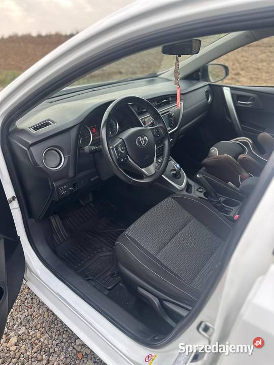 Toyota Auris II Hybrid 2014r LPG Gwarancja na światła do jazdy dziennej Lublin sprzedam