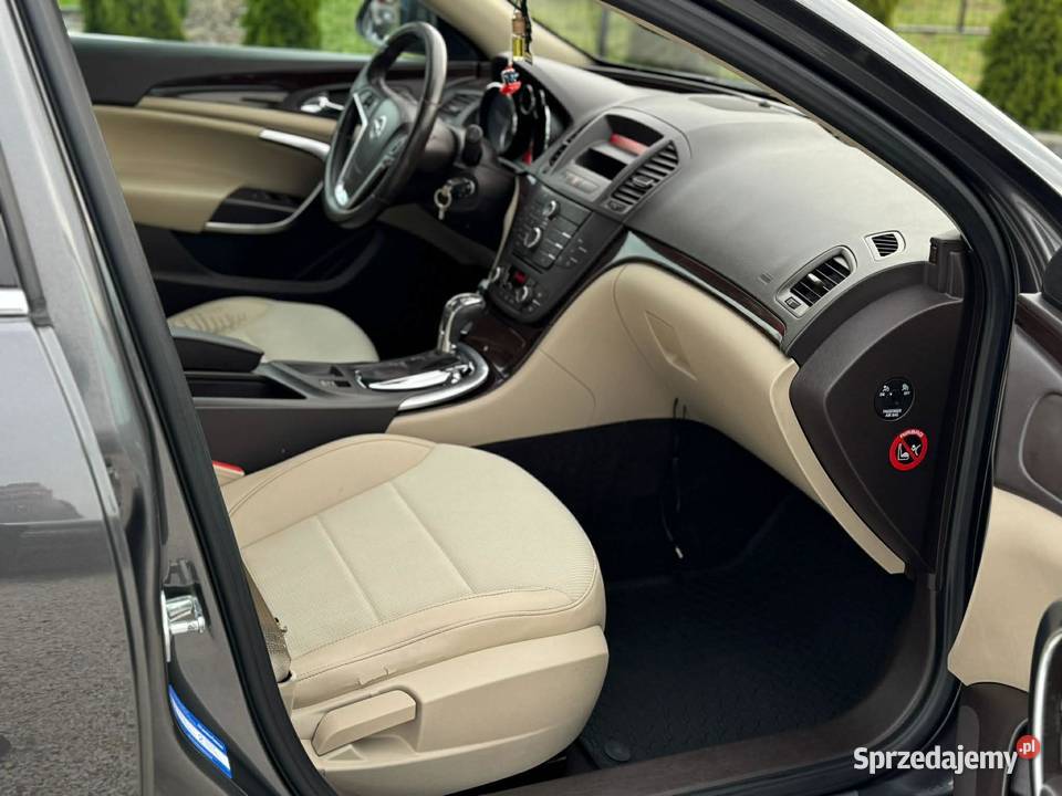 Sprzedam Opla insygnie 2000cm3 Mysłaków