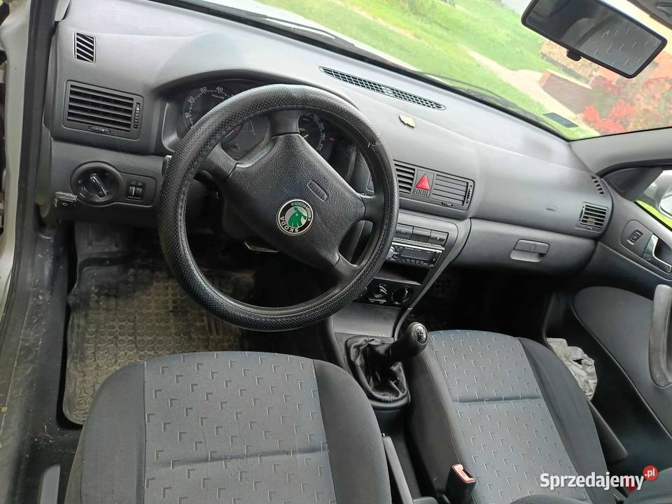 Skoda Octavia 1 BENZLPG 16