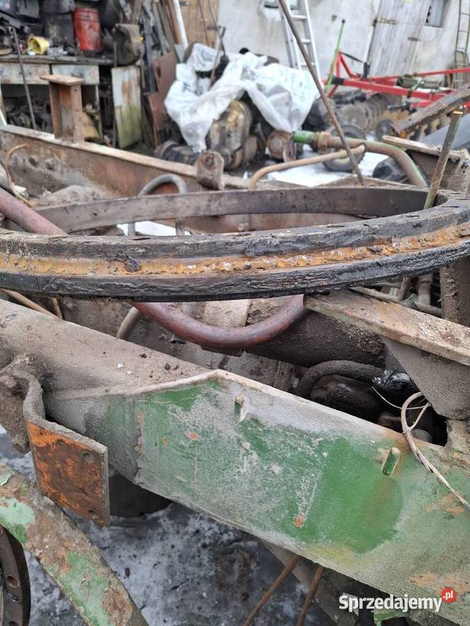 Siłowniki ładowarka tih I pozostałe części lubuskie