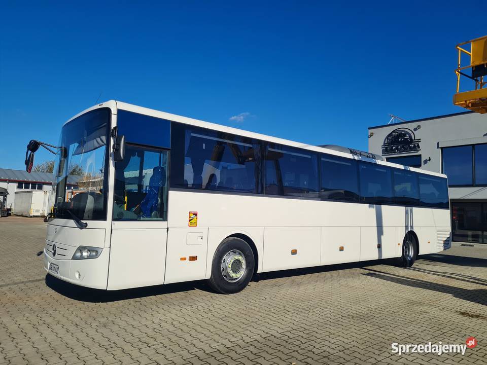 Autobus podmiejski MercedesBenz Intouro Mercedes-Benz Dąbrowa Tarnowska