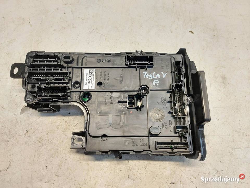TESLA MODEL Y 2022r MODUŁ STEROWNIK PRAWY
