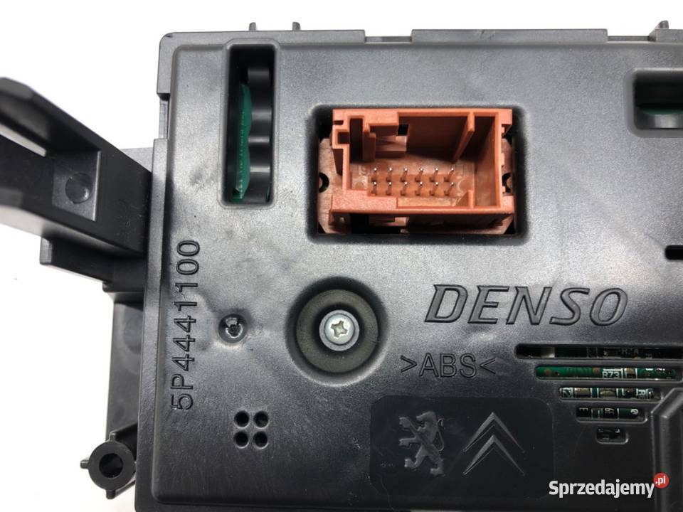 PANEL STEROWANIA NAWIEWU CITROEN CELYSEE osobowe sprzedam