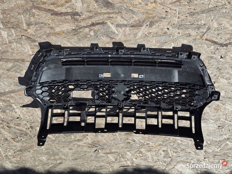 SUZUKI SWIFT atrapa chłodnicy osobowe Atrapy