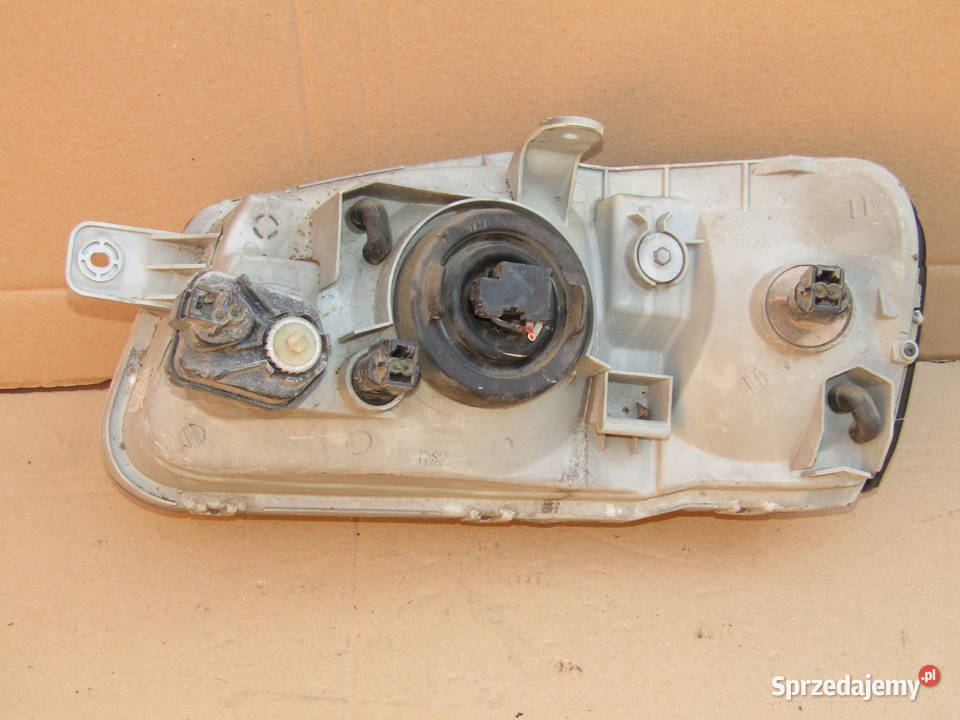 LAMPA PRZEDNIA LEWAPRAWA HYUNDAI ACCENT osobowe Mysłaków