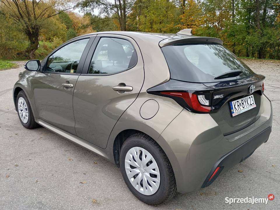 Toyota Yaris 15 benzyna Yaris Samochody osobowe Haczów