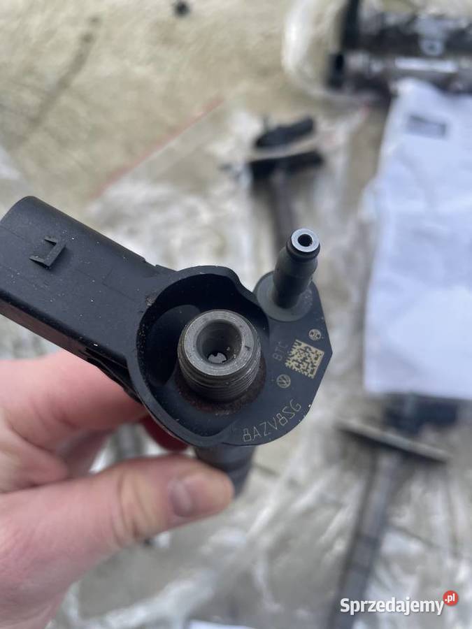 Wtryski 03L 130 277 listwa wtryskowa 03L 130 089 osobowe Ostrołęka