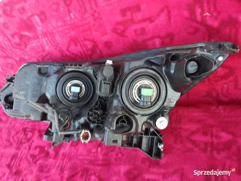 Lampa prawy przód Nissan Qashqai Łuków