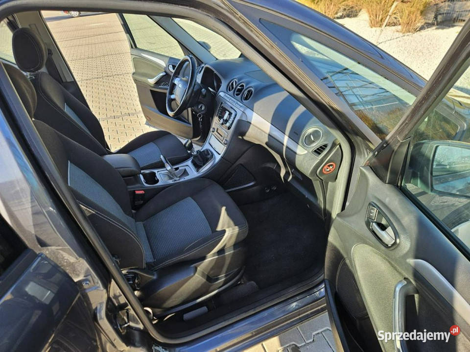 Ford Galaxy 20 115 7 osobowy klimatronik ASR (kontrola trakcji) Strzegom