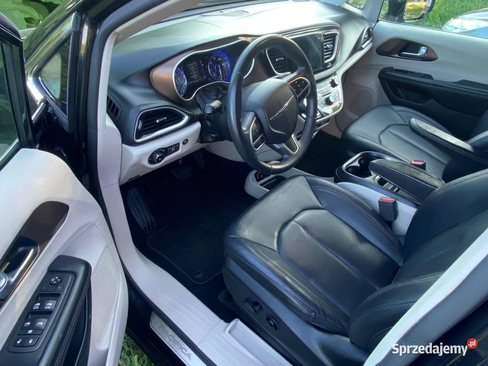 Chrysler Pacyfica w stanie Morąg