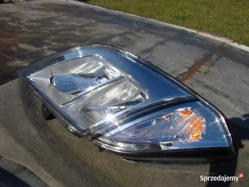 Nissan NV400 Interstar reflektor ORG EU prawe Mielec