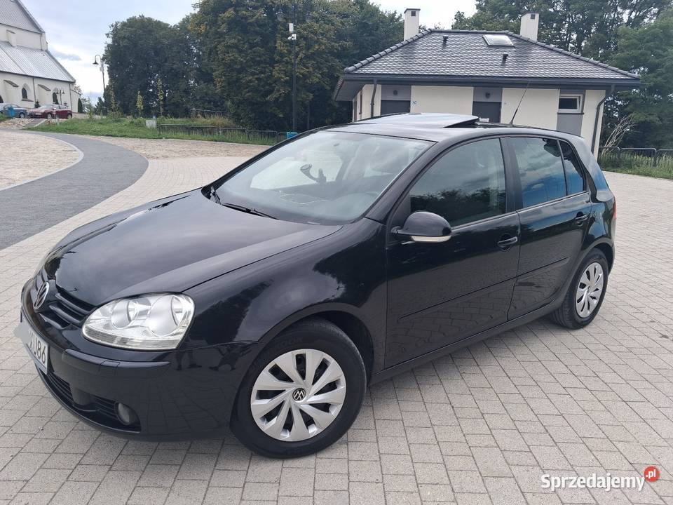 Ladny golf 5 Wersia Tour klima szyberdach Rok produkcji 2007 Nowa Słupia