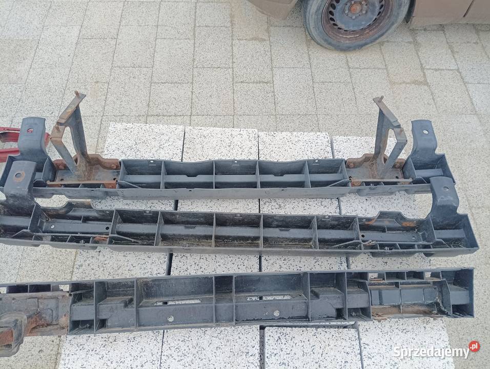 Polonez zderzak belka mocowania przód tył FSO mazowieckie Zalesie