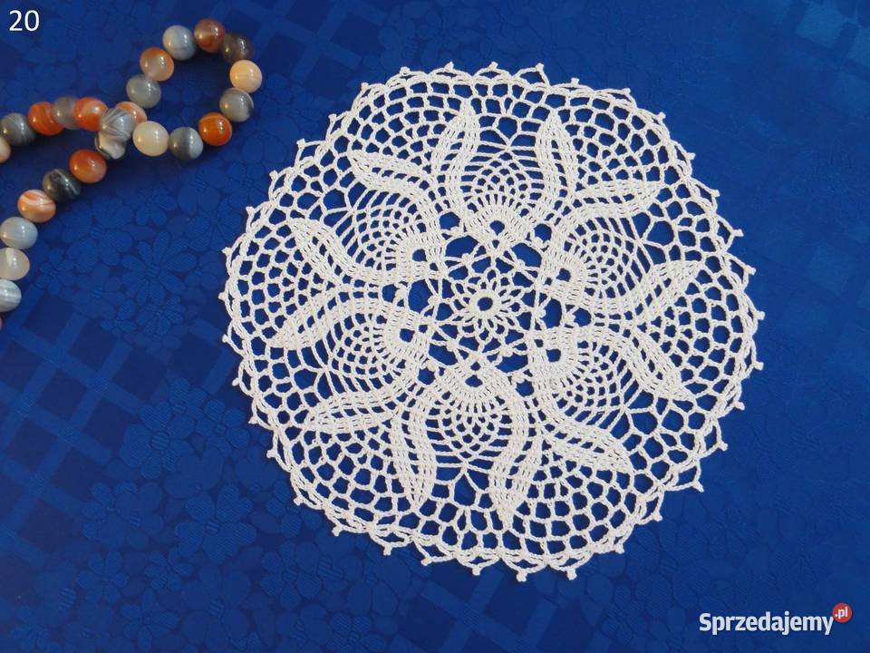 Serwetki różne robione szydełkiem na szydełku biały Lublin