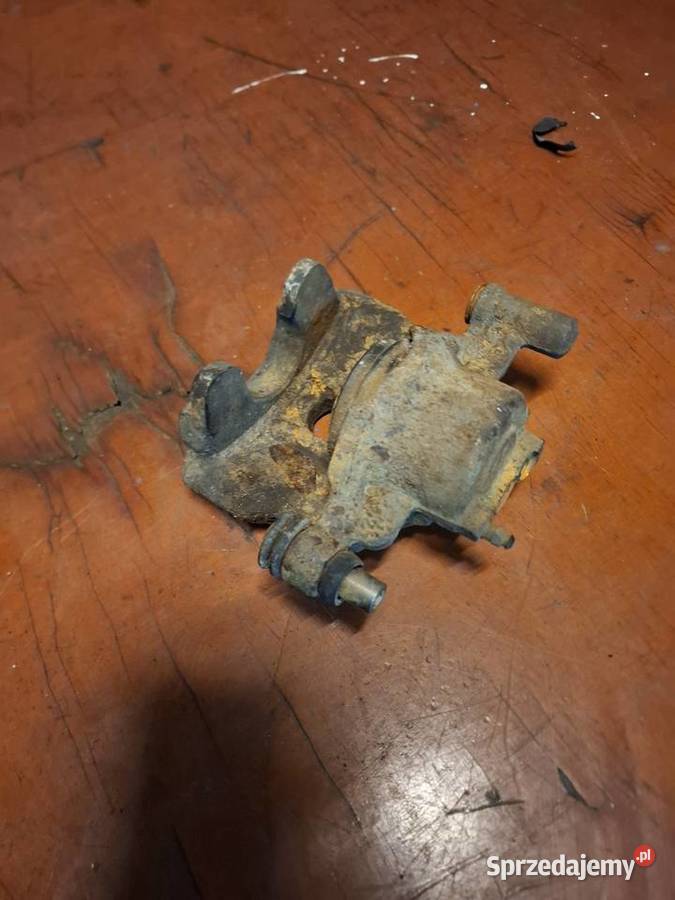 Zacisk hamulcowy prawy przód Mazda 6 GG GY Przyborów sprzedam