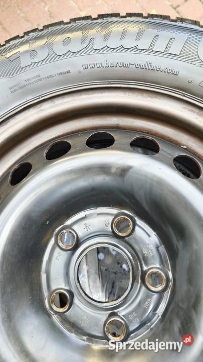 Felgi z oponami zimowymi do Audi Volkswagena Karsin