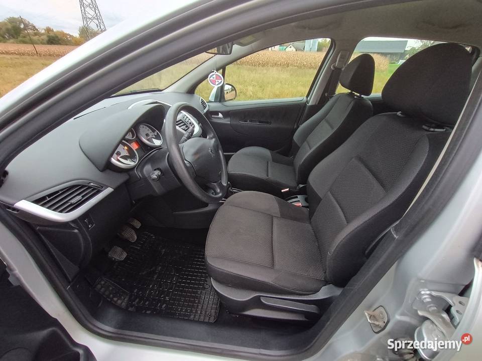 Peugeot 207 lift 14 16V sprzedam zamienię Drogomyśl