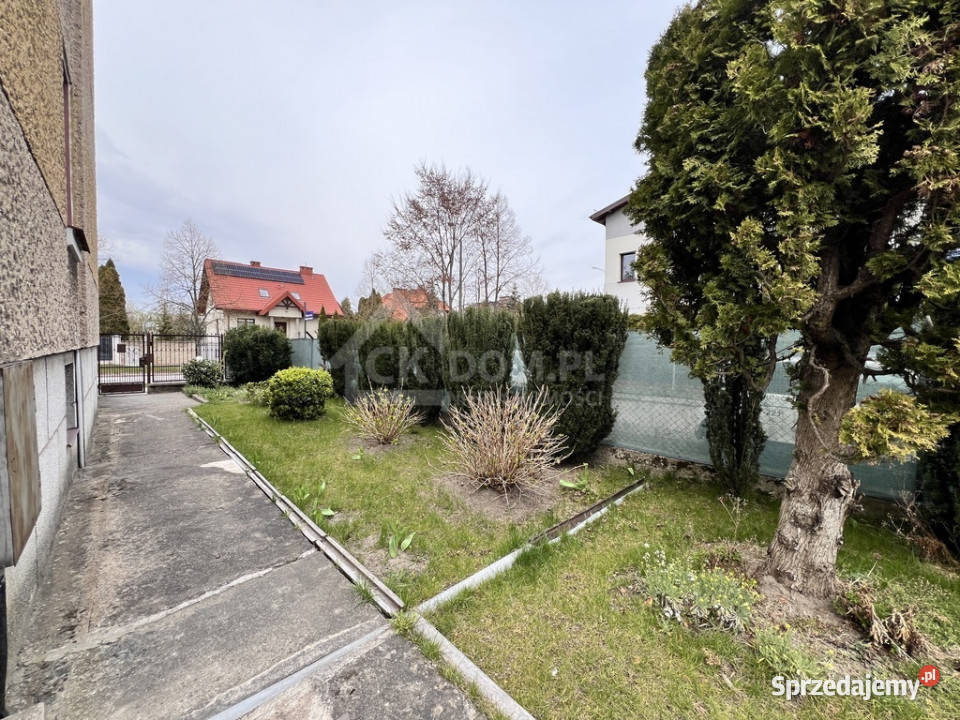 DOM Z OGRODEM W SERCU MIASTAOAZA SPOKOJU garaż sprzedam