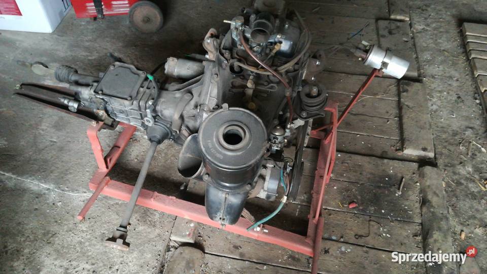 stary silnik ze skrzynią biegów fiat 126p maluch Kręćkowo