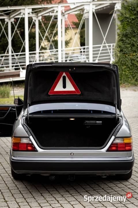 Mercedes Benz C124 230CE skórzana tapicerka Kwidzyn