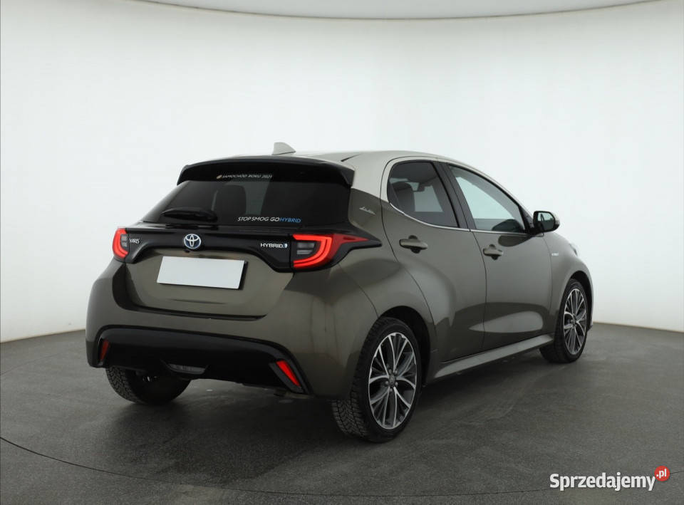 Toyota Yaris 15 VVTi Hybrid