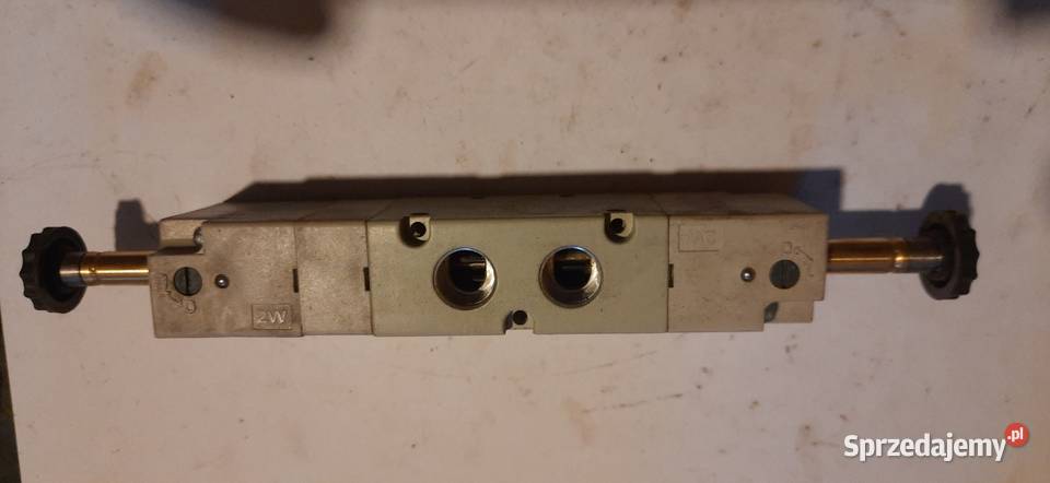 MetalWork elektrozawór dwu cewkowy Części maszyn i innych pojazdów śląskie sprzedam