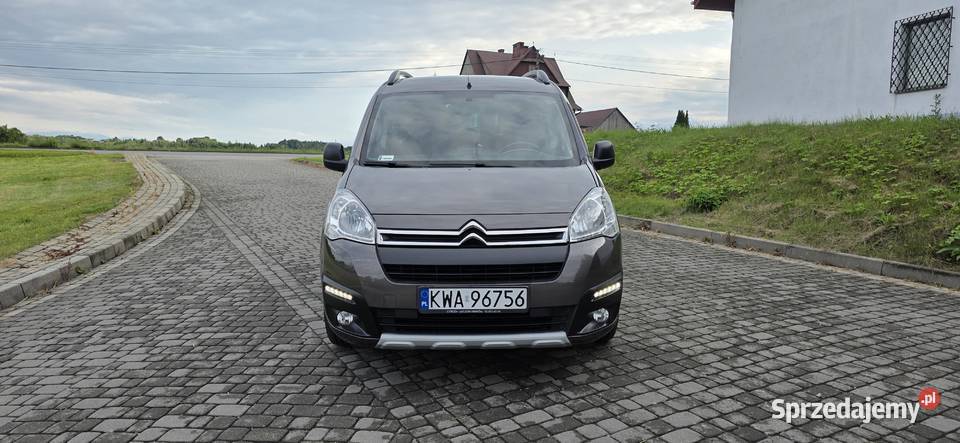 Peugeot Partner 16 HDI salon Polska pierwszy manualna Wadowice
