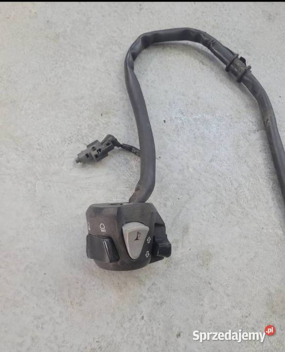 Honda VFR 1200 F 1200F 0916 PRZEŁĄCZNIK LEWY wielkopolskie Nowy Tomyśl