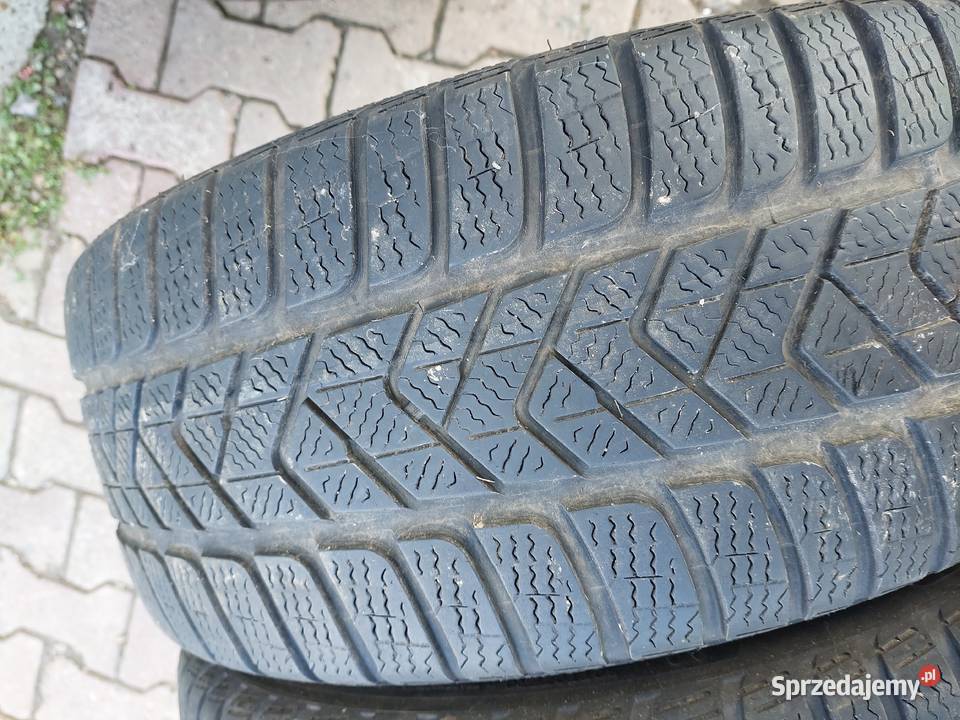 Opony zimowe Pirelli Sottozero 3 24540 R18 97v Samochodowe Mszana Dolna