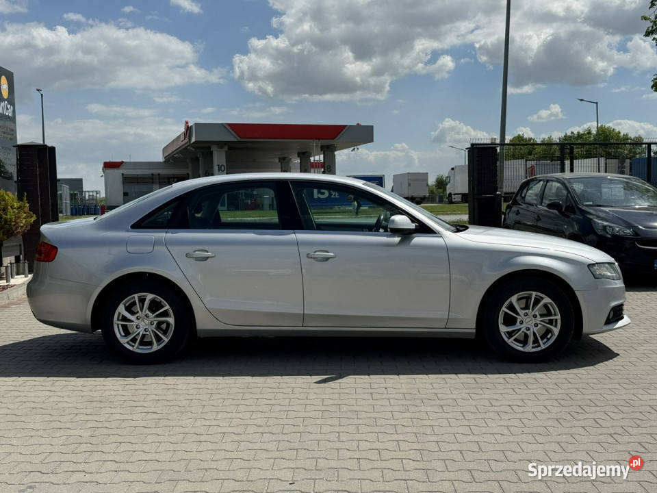 Audi A4 Limousine Audi A4 B8 20 TDI 120 2009 B8 Zambrów sprzedam