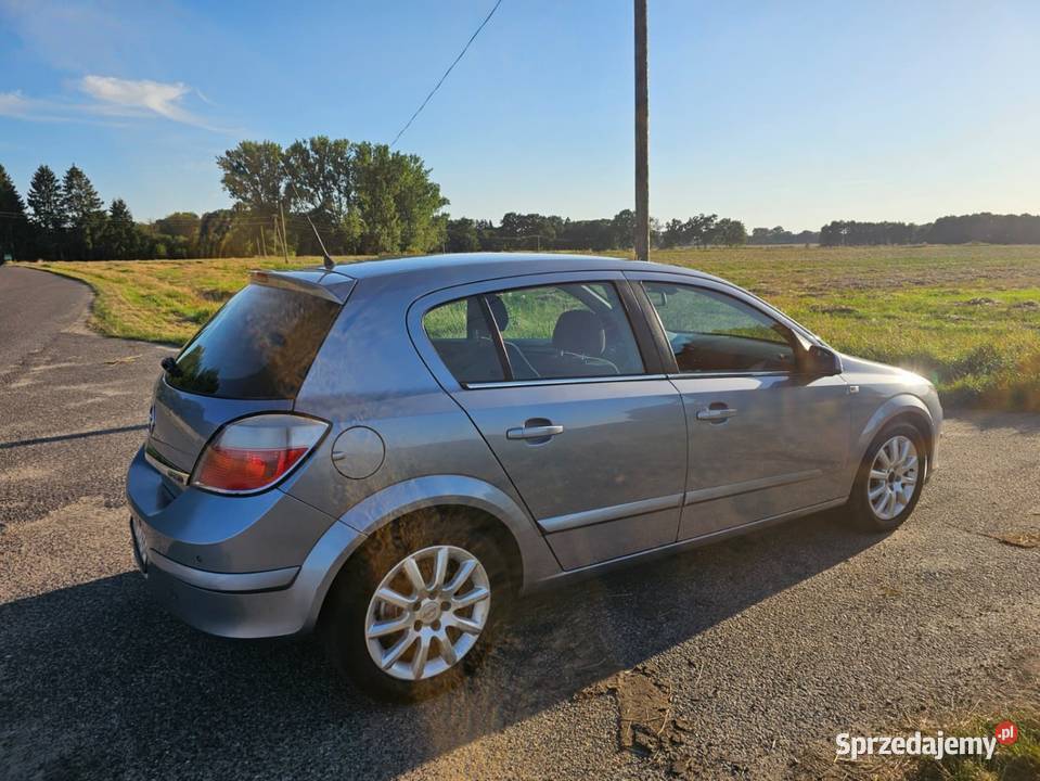 Astra H 17 cdti beżowy Zacisze