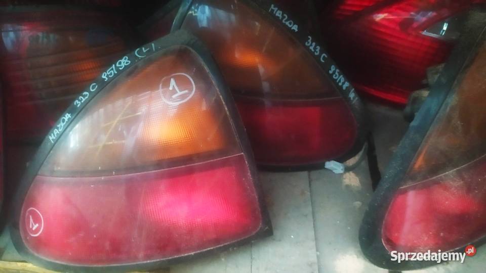 MAZDA 323 C 323C 1995 1996 1997 1998 LAMPA PRAWA Karoseria Wrocław