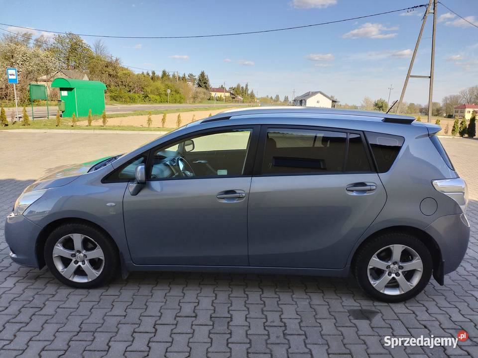 TOYOTA COROLLA VERSO 20 D4D Rok produkcji 2011 Zamość