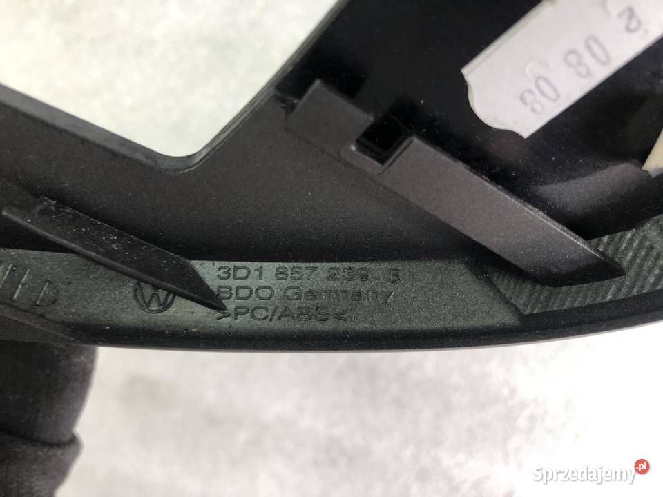 RAMKA KONSOLI DESKI 3D1857239B VW PHAETON